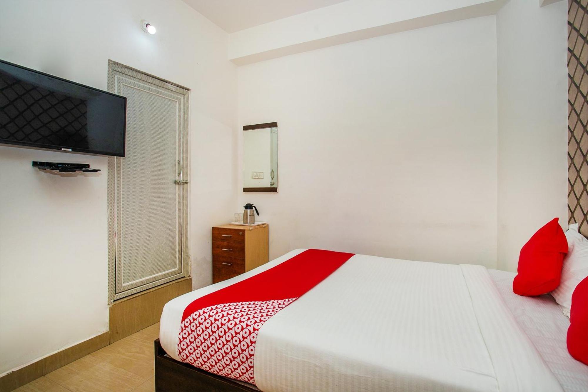 Oyo Splenor Inn Kammasandra Esterno foto