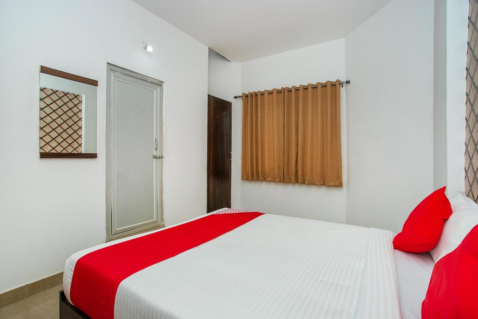 Oyo Splenor Inn Kammasandra Esterno foto